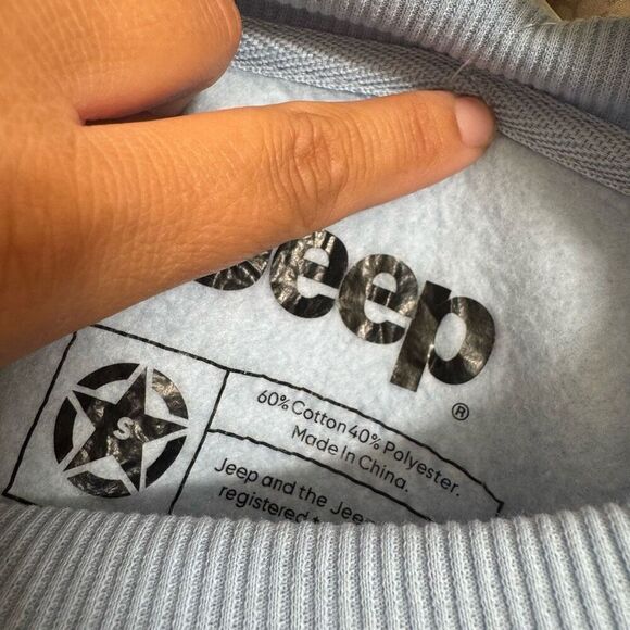 Official Jeep Light Blue Live Free Pullover Graphic Cotton Sweater Size Small NW - Picture 4 of 5